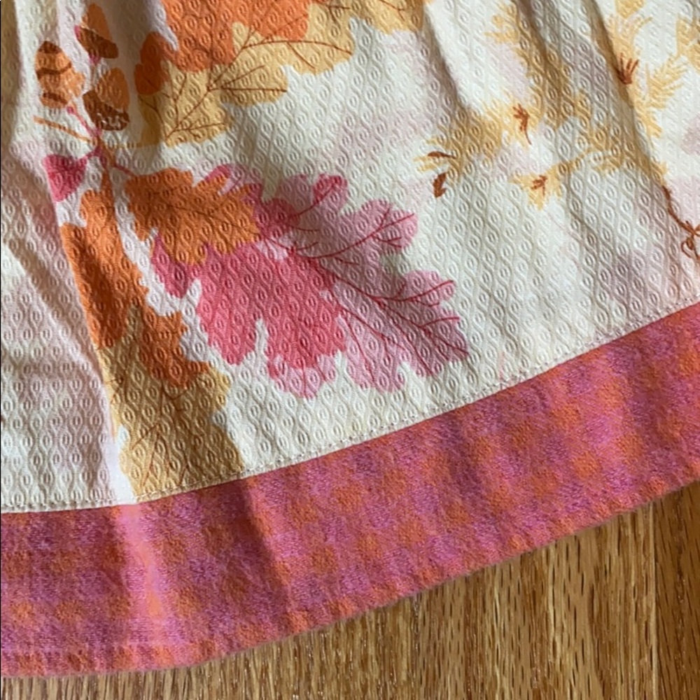Beautiful floral dress - Picture 3 of 5